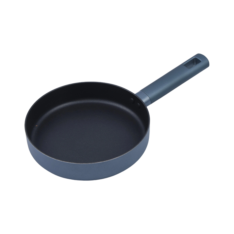Serie de utensilios de cocina de aluminio prensado